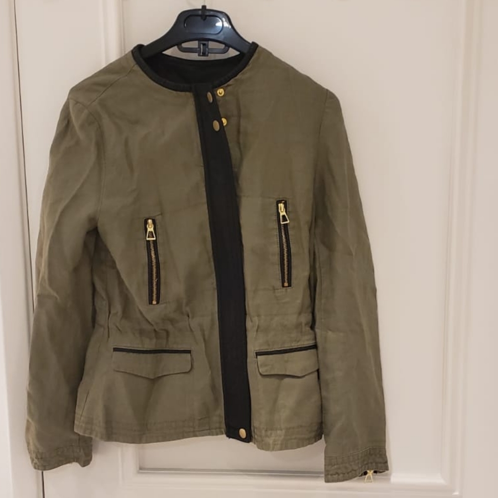 Zara green jacket xs new